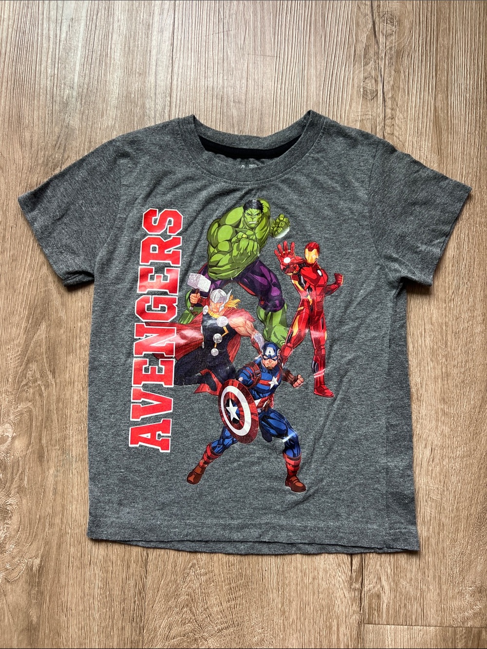 Marvel Boys Gray Avengers Short Sleeve Graphic T-shirt Size 6